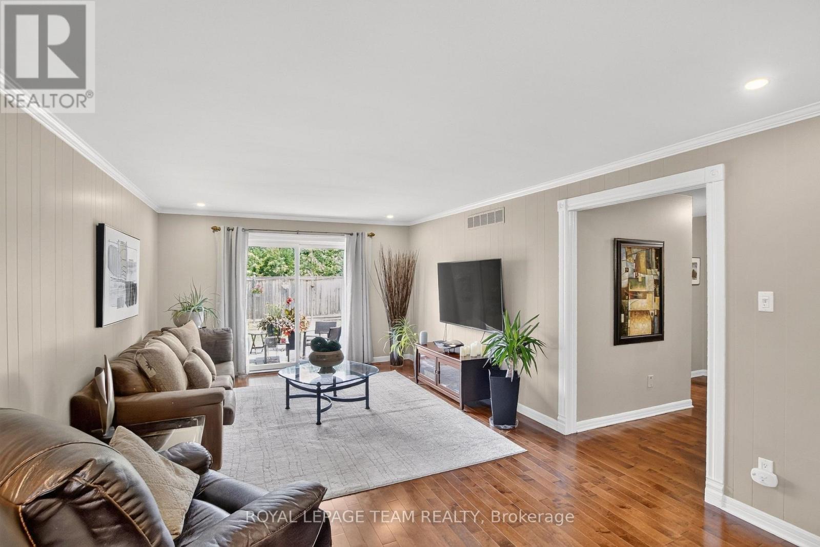 61 Amberwood Crescent, Ottawa, Ontario  K2E 7C2 - Photo 18 - X13588958