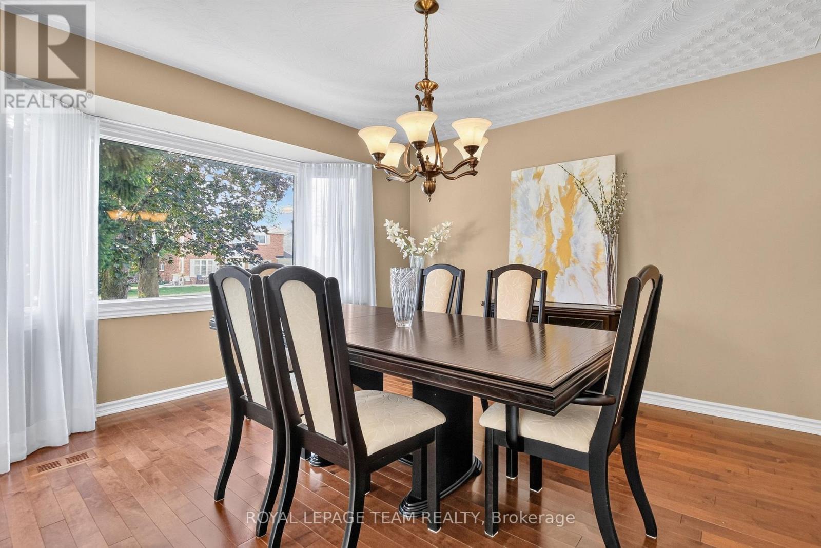 61 Amberwood Crescent, Ottawa, Ontario  K2E 7C2 - Photo 11 - X13588958