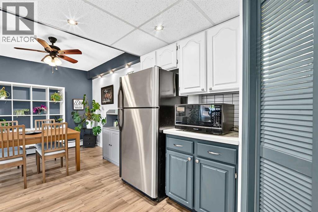 3, 3809 45 Street SW, Calgary, Alberta T3E 3H4 - Photo 17 - A2326595