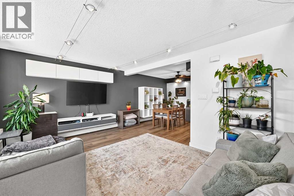 3, 3809 45 Street SW, Calgary, Alberta T3E 3H4 - Photo 4 - A2326595