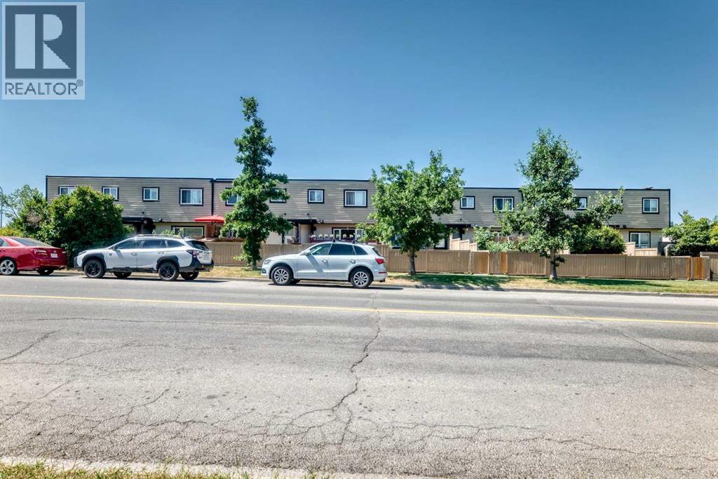 3, 3809 45 Street SW, Calgary, Alberta T3E 3H4 - Photo 30 - A2326595