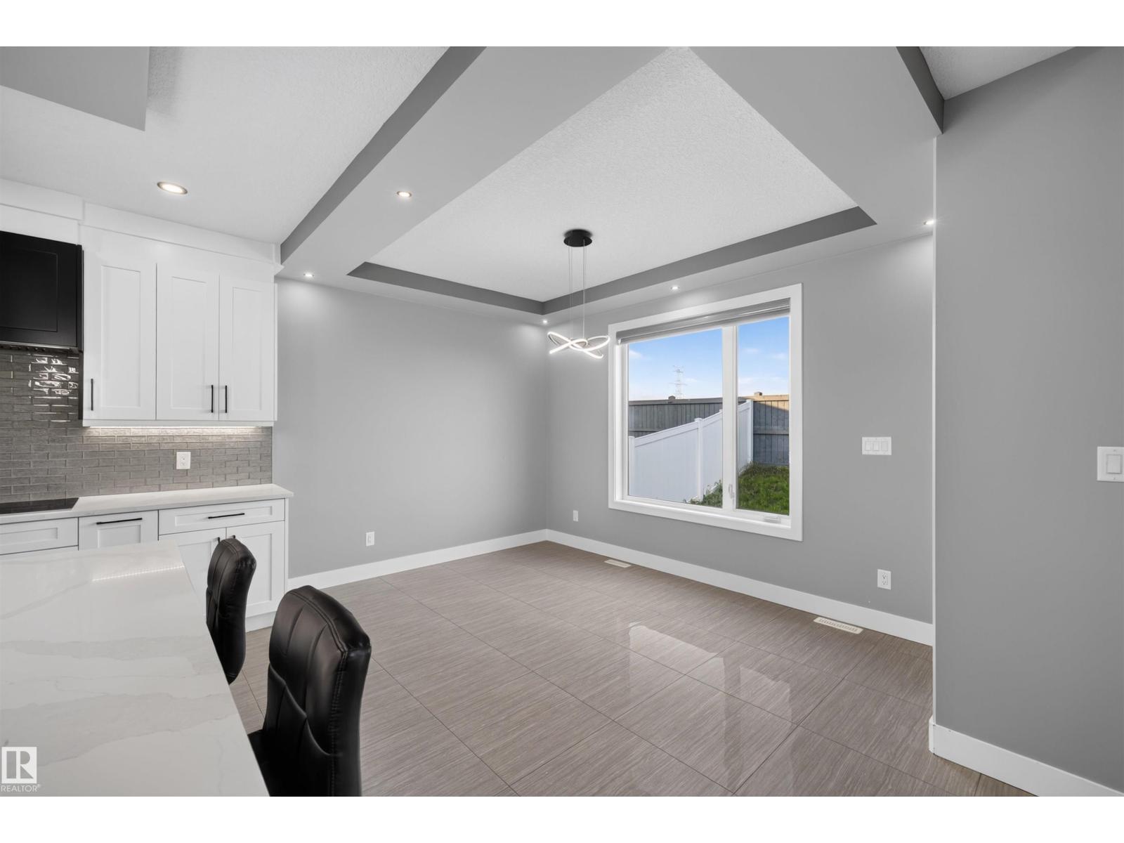 15011 10 St NW, Edmonton, Alberta  T5Y 4C8 - Photo 13 - E4501865