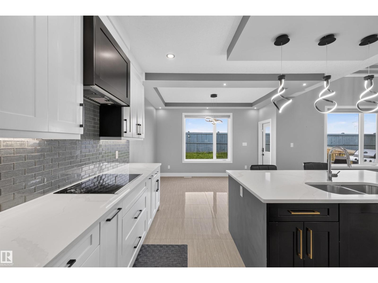 15011 10 St NW, Edmonton, Alberta  T5Y 4C8 - Photo 17 - E4501865