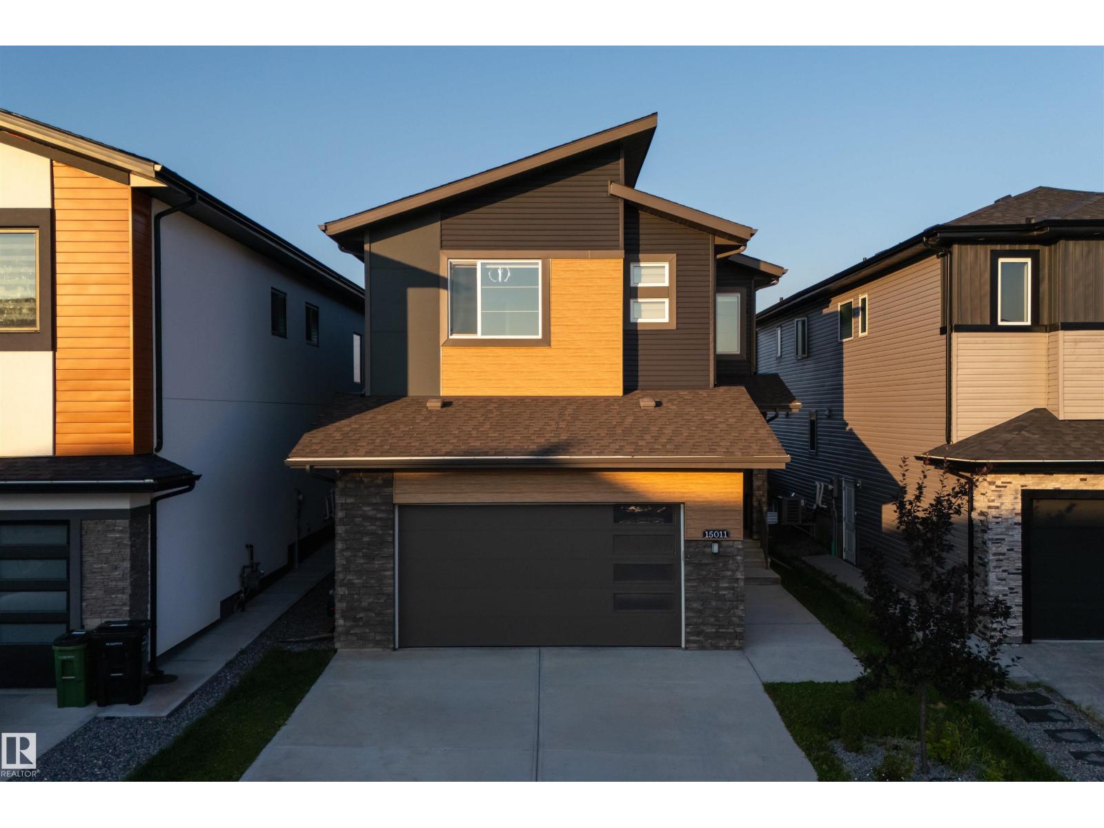 15011 10 St NW, Edmonton, Alberta  T5Y 4C8 - Photo 2 - E4501865