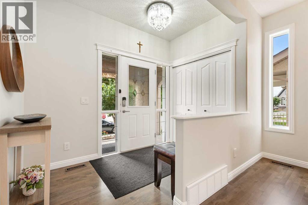 161 Cranleigh Bay SE, Calgary, Alberta  T3M 1H5 - Photo 5 - A2327641