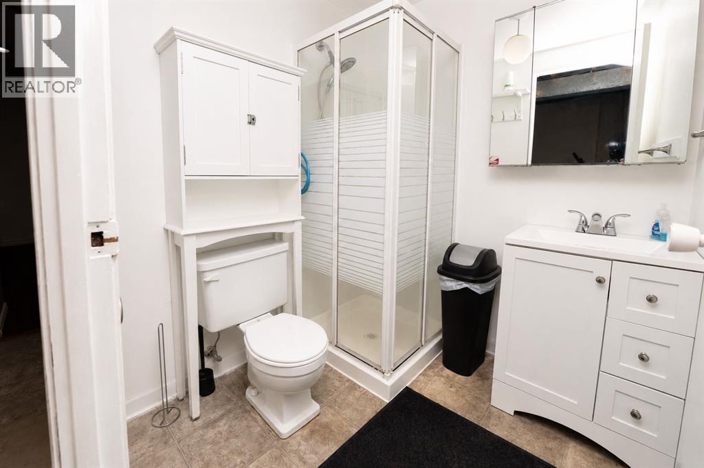 6527 Huntsbay Road NW, Calgary, Alberta  T2K 5R3 - Photo 33 - A2332141