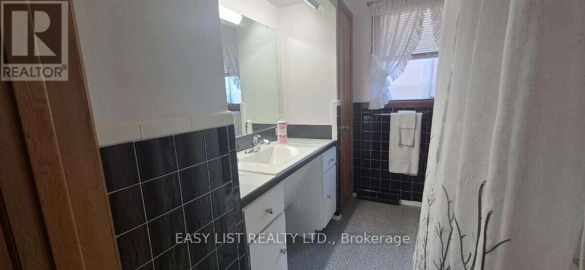 2371 Alexis Road, Windsor, Ontario  N8W 3Z2 - Photo 21 - X13231302