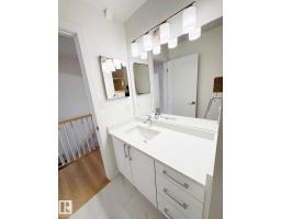 20 Hunt Road NW, Edmonton, Alberta T5A 4C4 (29690001)