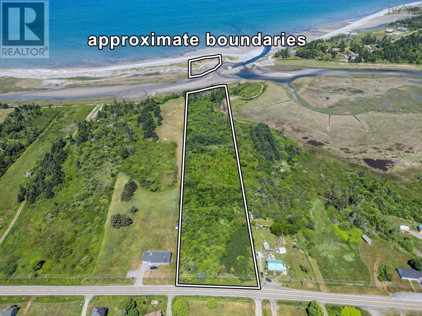 Lot Highway 1, Grosses Coques, Nova Scotia