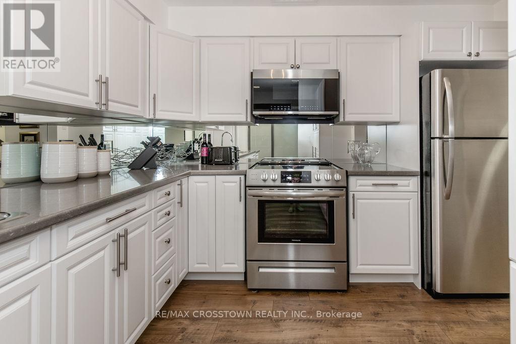 44 - 74 Ross Street, Barrie, Ontario L4N 1G3 - Photo 19 - S13170408