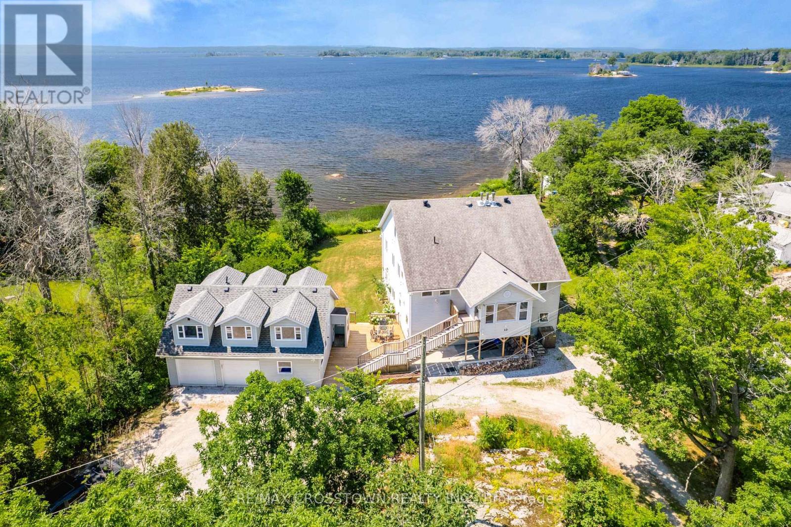 42 BLUFF POINT ROAD, Tay, Ontario