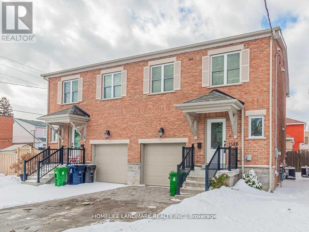 <div class="slider-price">$1,358,000</div><p>158b Glebemount Avenue, Toronto, Ontario</p>