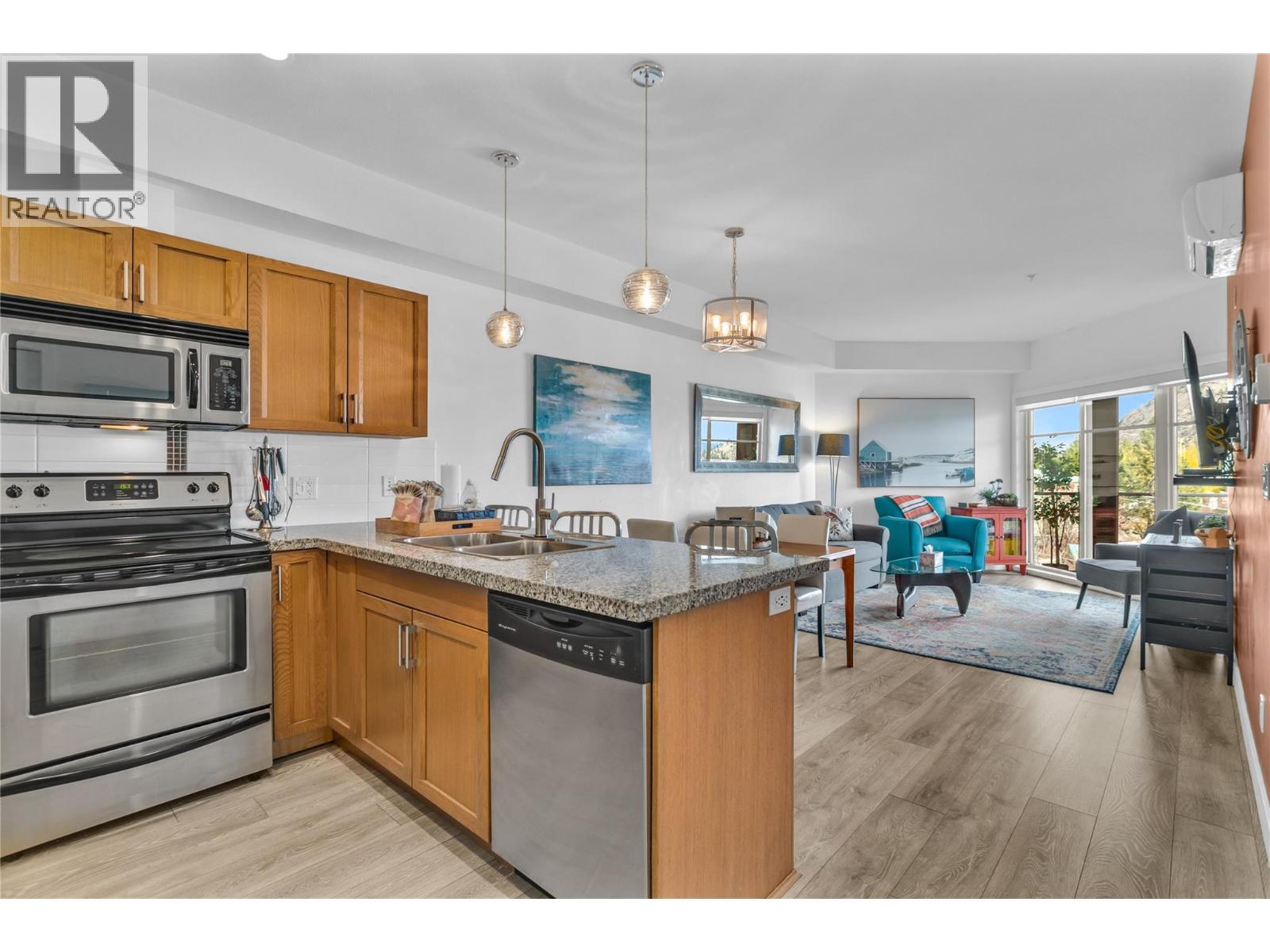3205 Skyview Lane Unit# 407, West Kelowna, British Columbia  V4T 3J3 - Photo 2 - 10379752