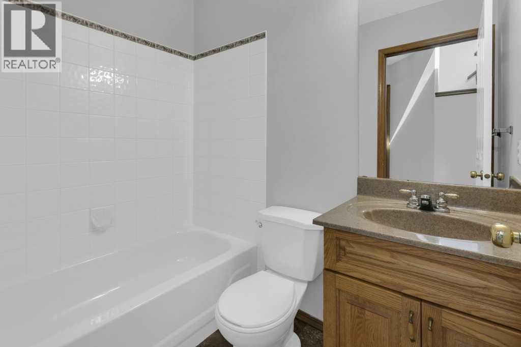 120 Gleneagles Terrace, Cochrane, Alberta  T4C 1W6 - Photo 31 - A2333824