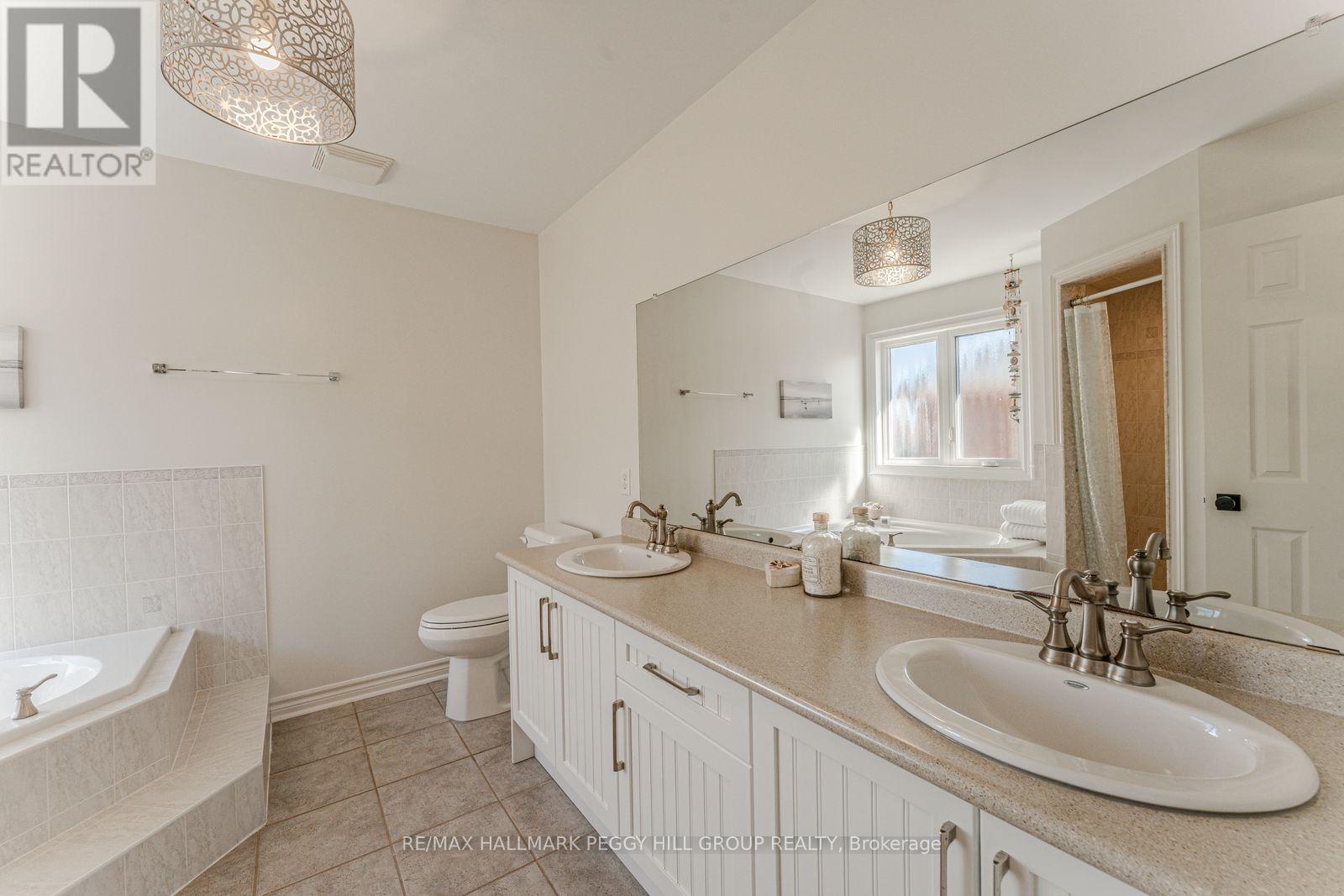 2070 Osbond Road, Innisfil, Ontario  L9S 0A9 - Photo 12 - N13630608