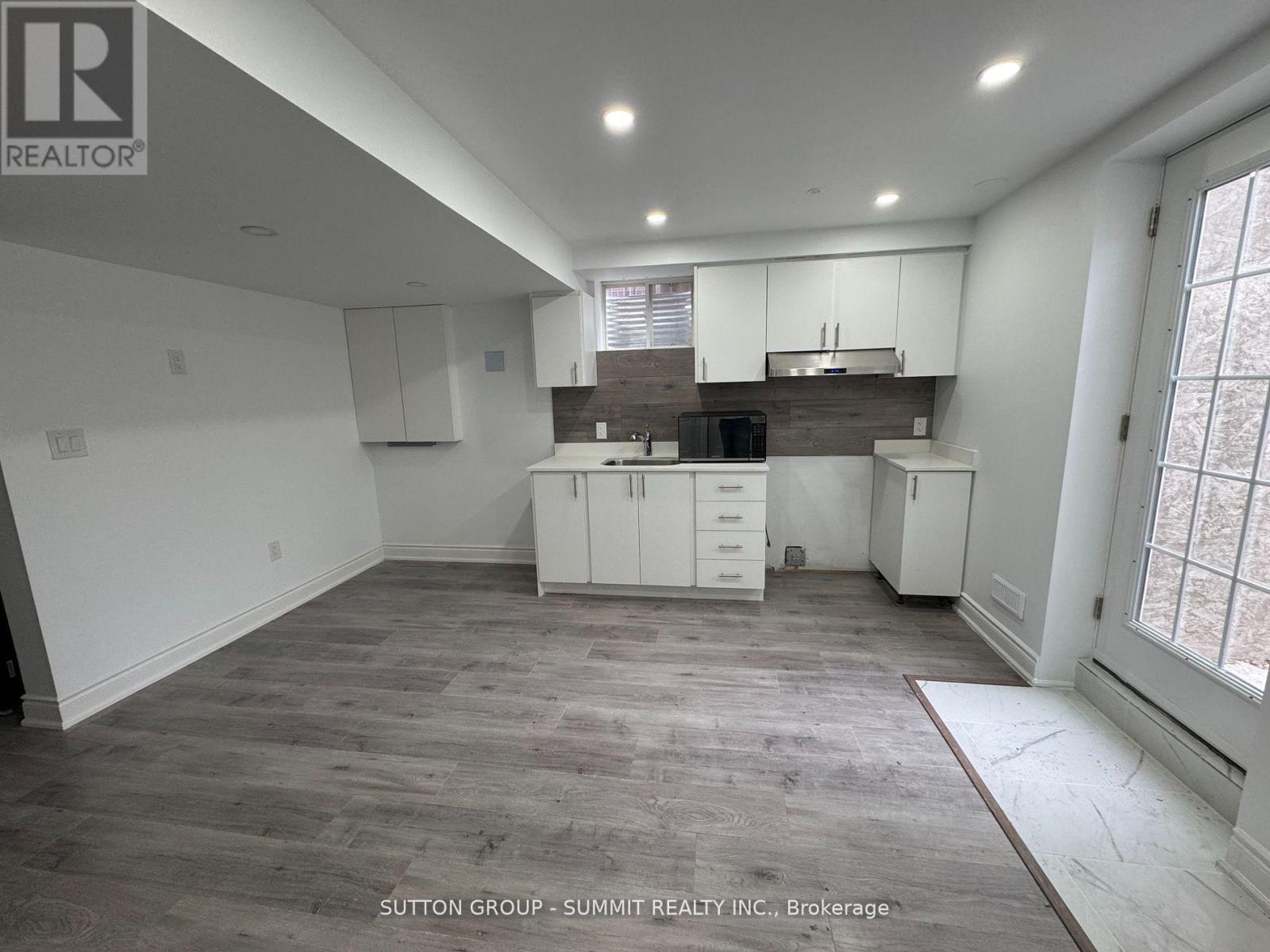 Lower - 674 Thompson Road S, Milton, Ontario  L9T 0C7 - Photo 2 - W13630552