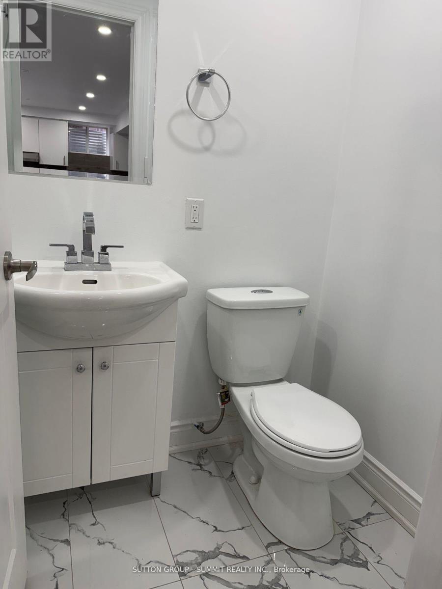 Lower - 674 Thompson Road S, Milton, Ontario  L9T 0C7 - Photo 9 - W13630552