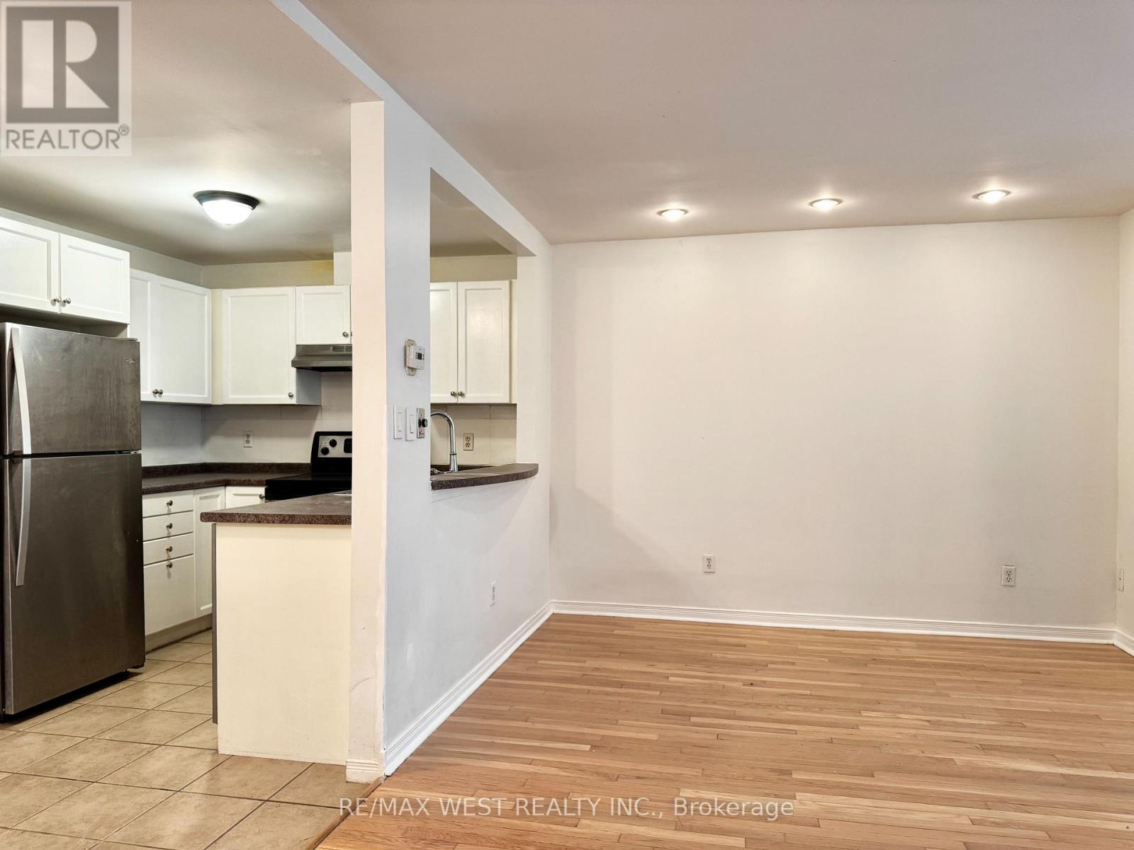 A21 - 108 Finch Avenue W, Toronto, Ontario  M2N 6W6 - Photo 7 - C13573030