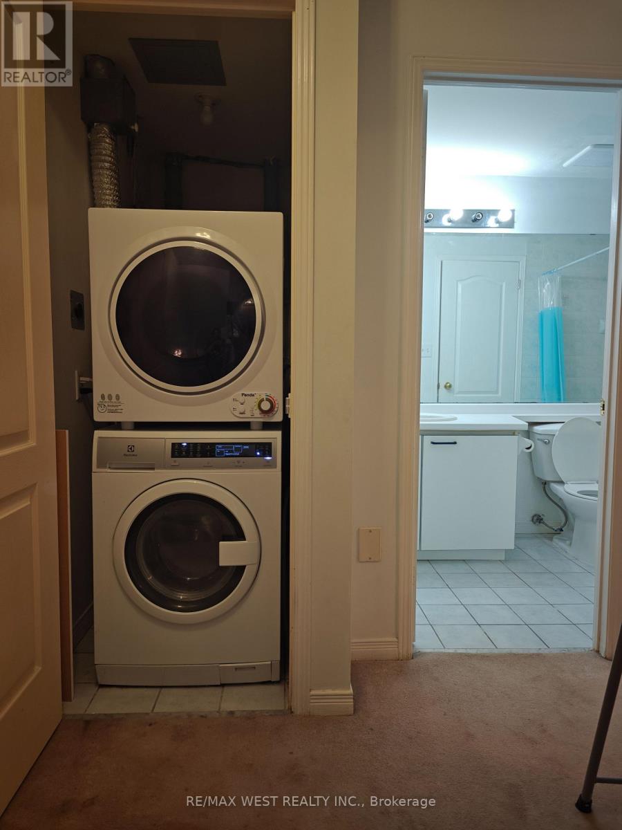 A21 - 108 Finch Avenue W, Toronto, Ontario  M2N 6W6 - Photo 9 - C13573030
