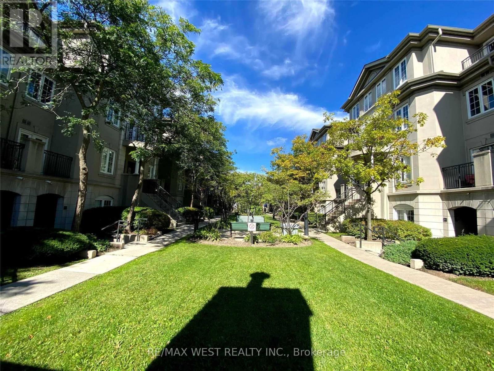 A21 - 108 Finch Avenue W, Toronto, Ontario  M2N 6W6 - Photo 2 - C13573030