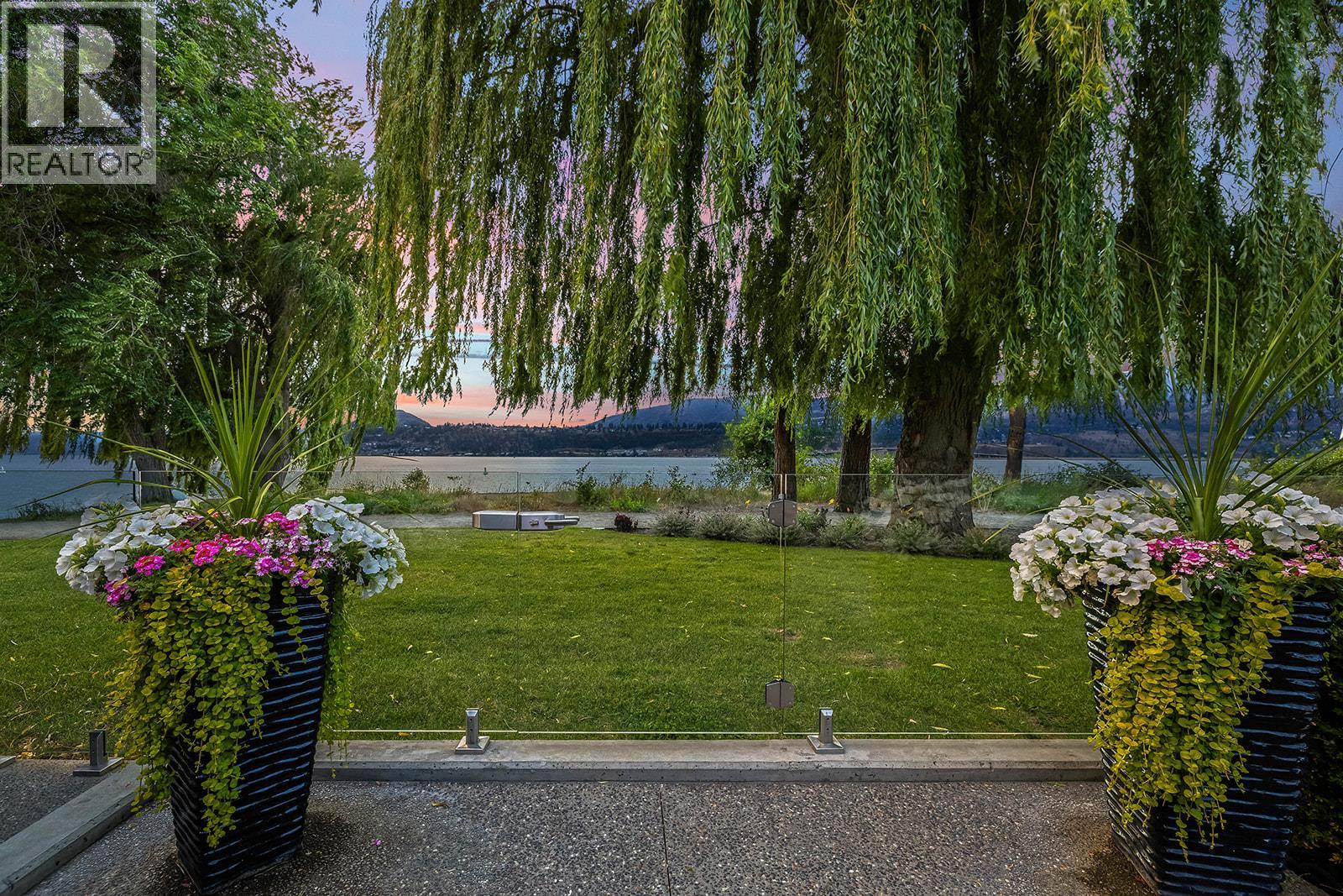2248 Abbott Street Lot# Strata Lot, Kelowna, British Columbia  V1Y 1E1 - Photo 59 - 10393984