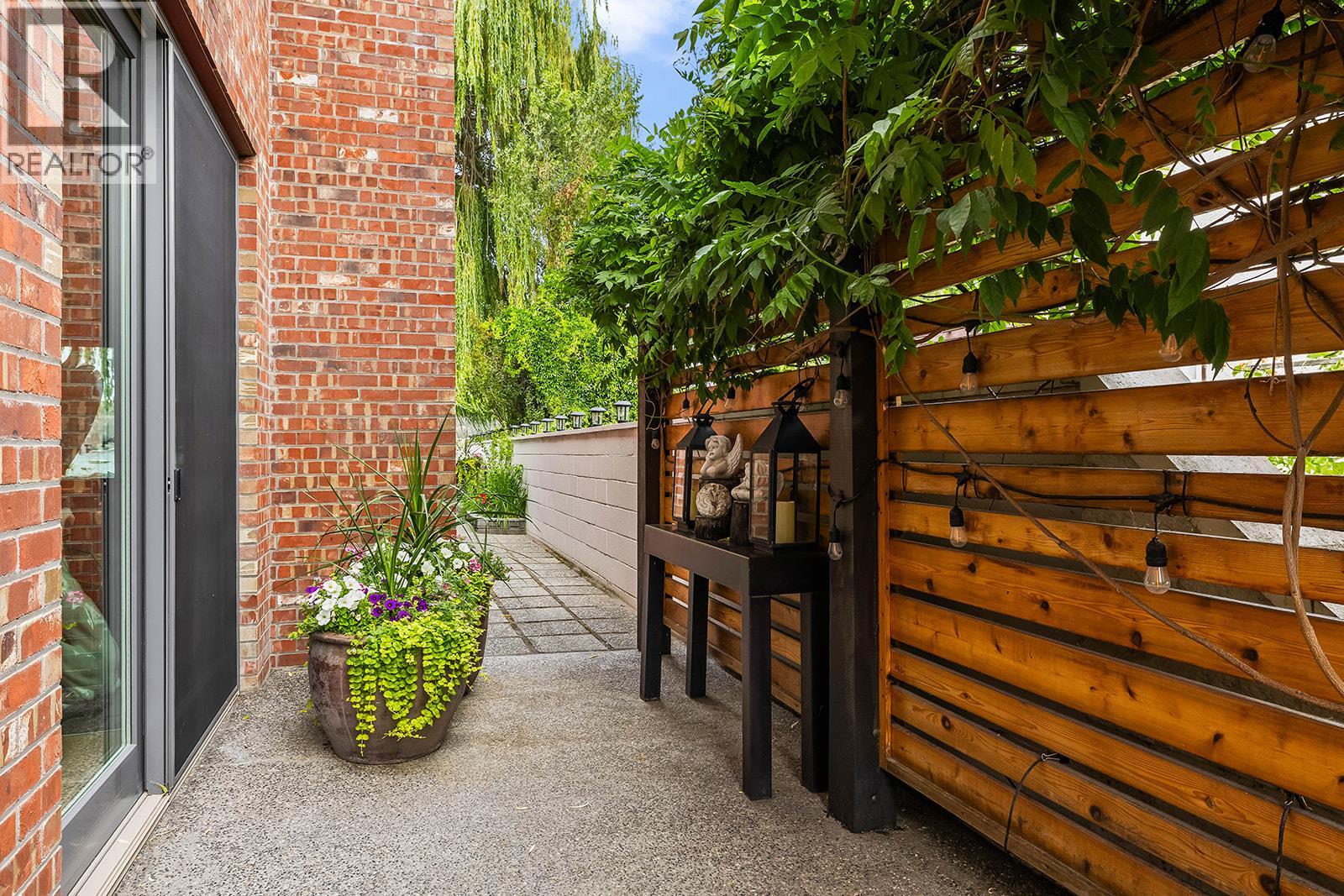 2248 Abbott Street Lot# Strata Lot, Kelowna, British Columbia  V1Y 1E1 - Photo 66 - 10393984