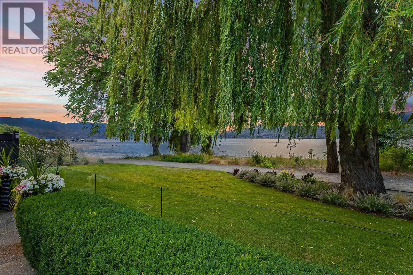 2248 Abbott Street Lot# Strata Lot, Kelowna, British Columbia  V1Y 1E1 - Photo 60 - 10393984