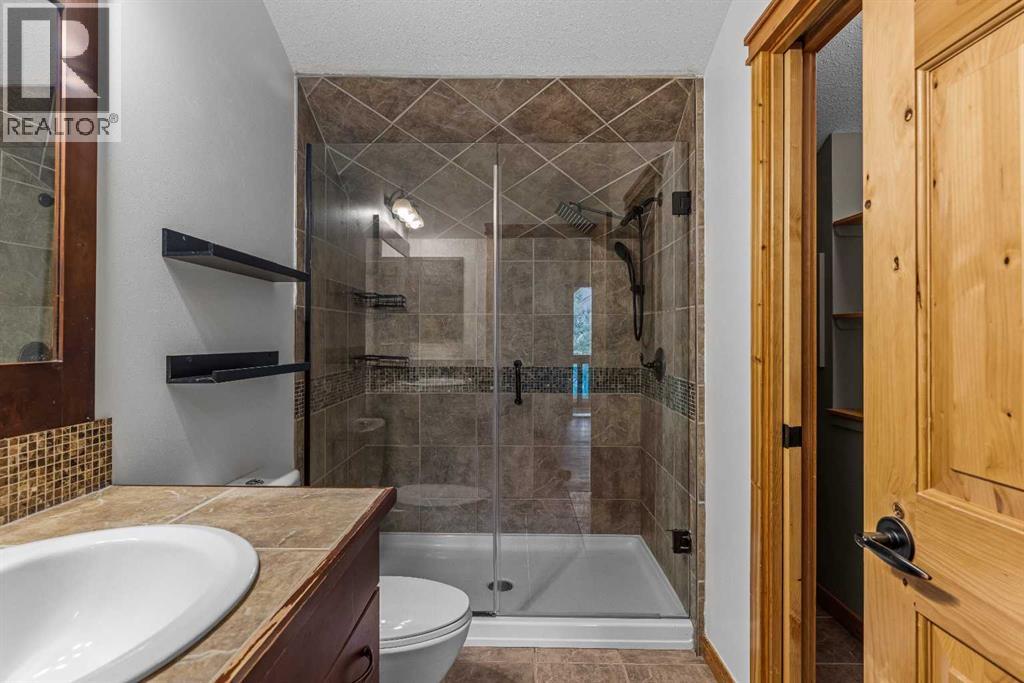 202, 75 Dyrgas Gate, Canmore, Alberta  T1W 0A6 - Photo 14 - A2318777