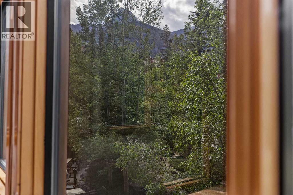 202, 75 Dyrgas Gate, Canmore, Alberta  T1W 0A6 - Photo 27 - A2318777