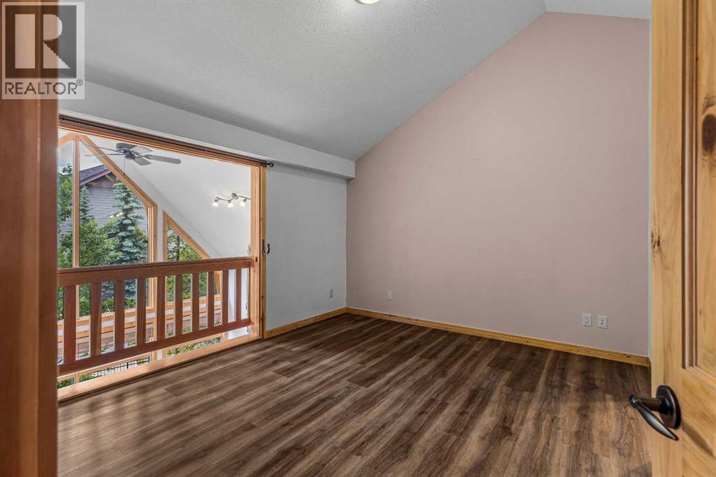 202, 75 Dyrgas Gate, Canmore, Alberta  T1W 0A6 - Photo 10 - A2318777