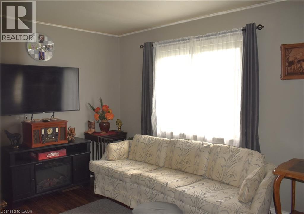 36 Woodhouse Avenue, Port Dover, Ontario  N0A 1N8 - Photo 5 - 40850661