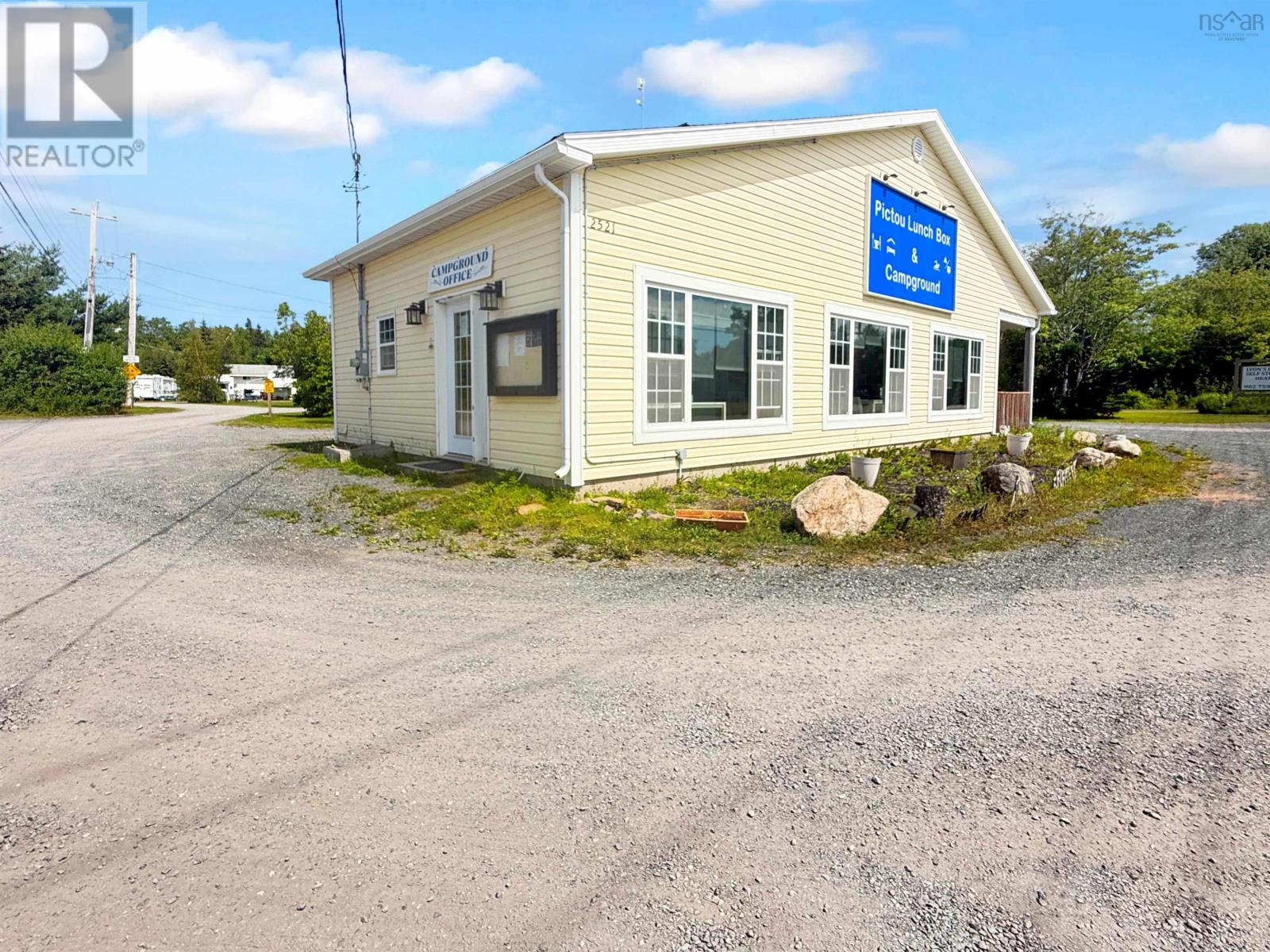 2521 Highway 376, Lyons Brook, Nova Scotia  B0K 1H0 - Photo 4 - 202619341