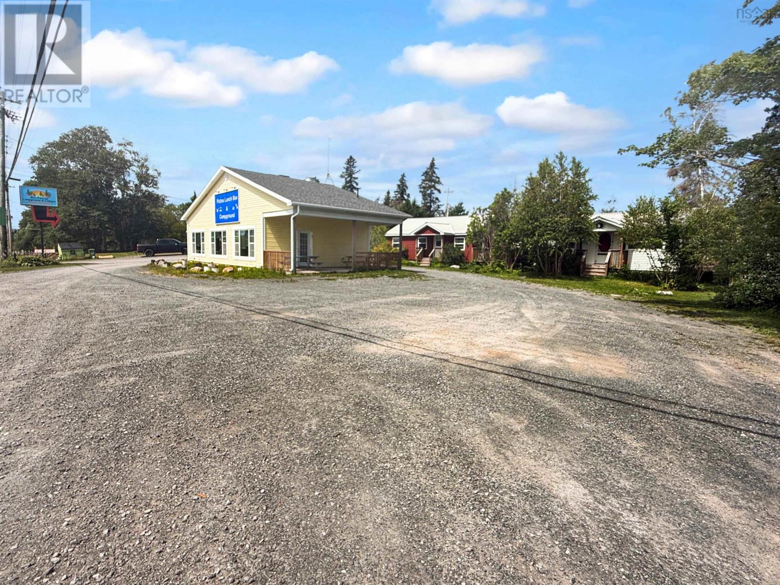 2521 Highway 376, Lyons Brook, Nova Scotia  B0K 1H0 - Photo 5 - 202619341