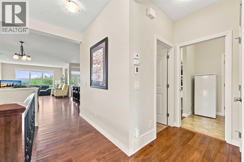 14 Ridge View Place, Cochrane, Alberta  T4C 0P9 - Photo 17 - A2331744