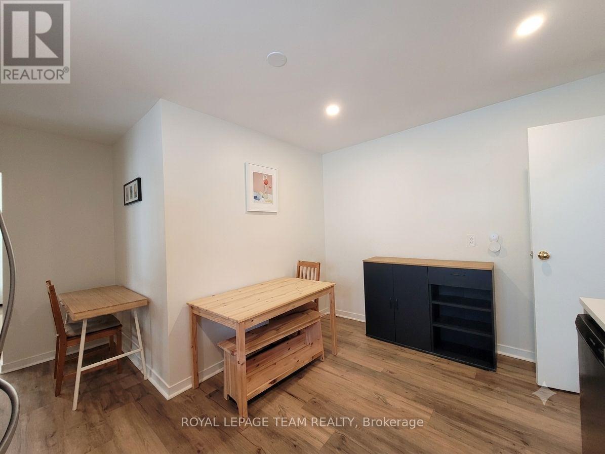 1 - 14 Poplar Street, Ottawa, Ontario K1R 6V2 - Photo 15 - X13630636