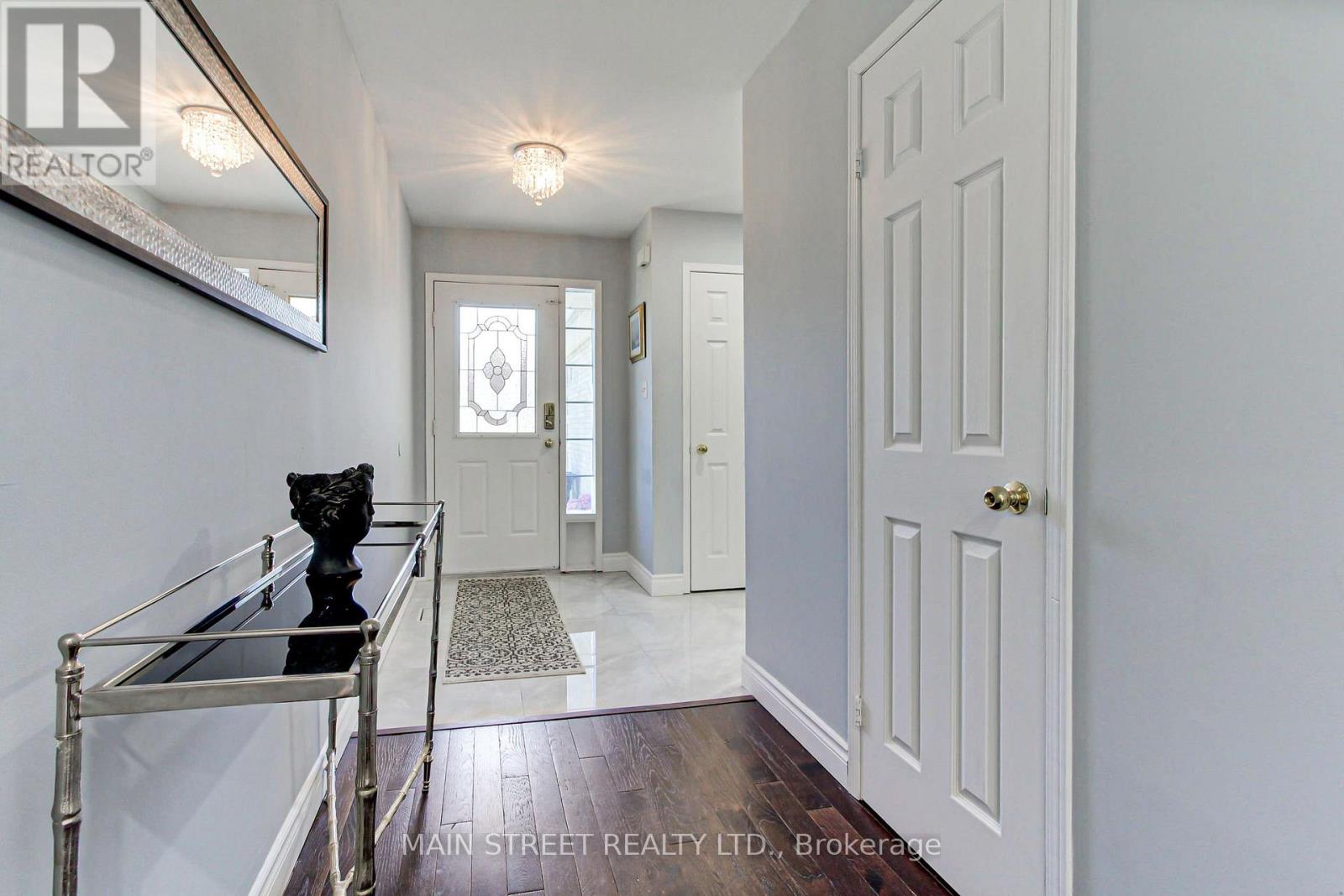 38 Sundew Drive, Barrie, Ontario L4N 9L8 - Photo 6 - S13630634