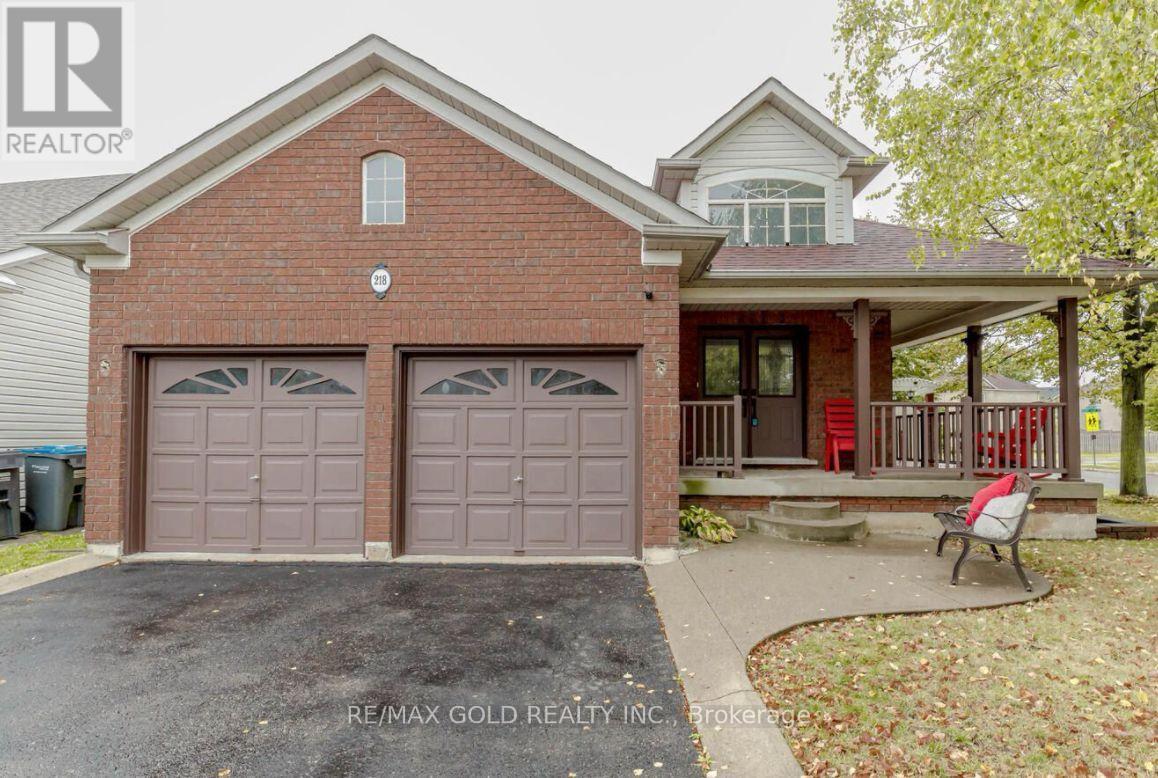 218 VAN SCOTT DRIVE, Brampton, Ontario