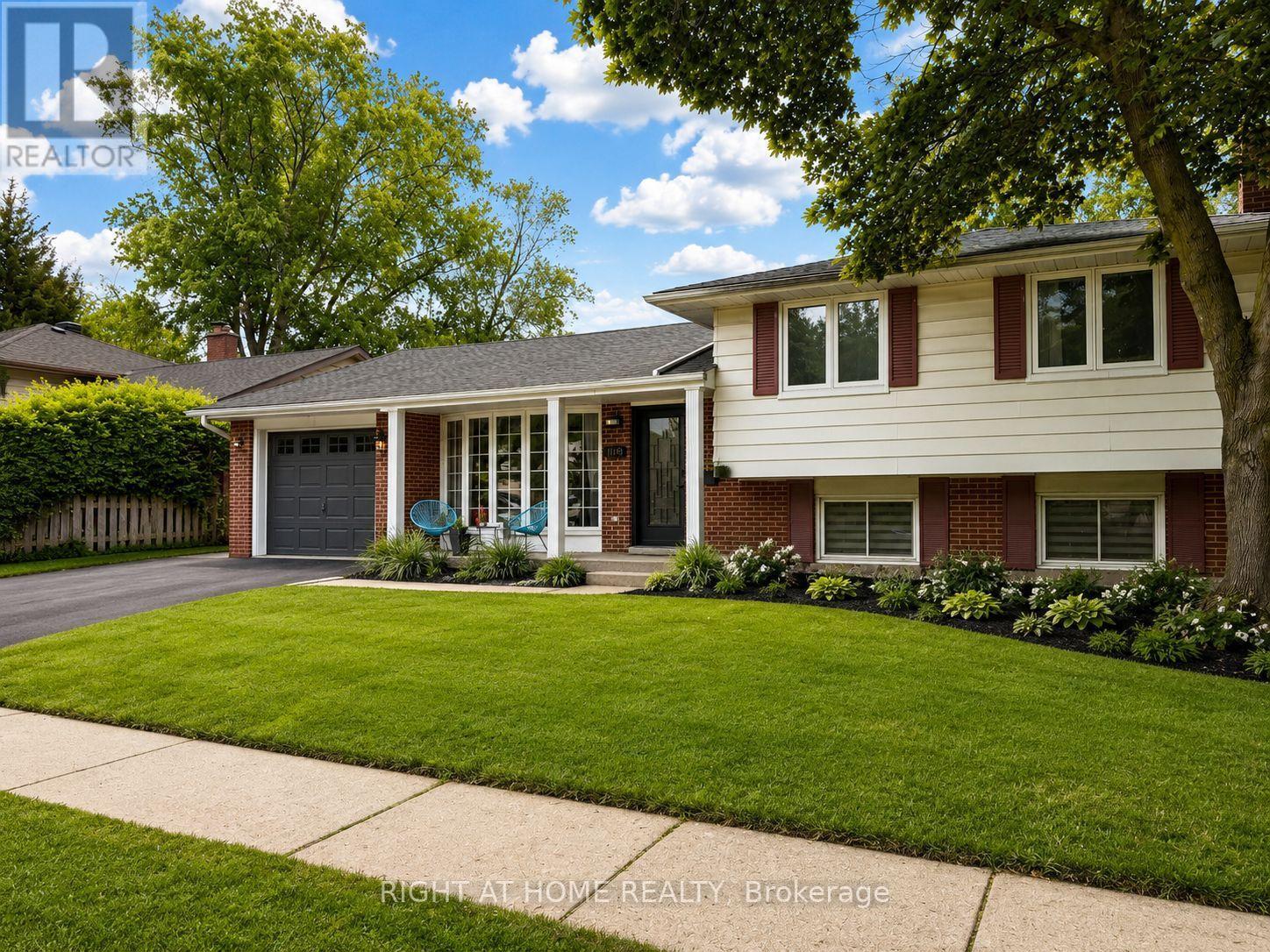 4440 COSBURN CRESCENT, Burlington, Ontario