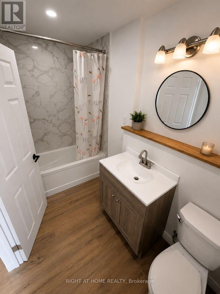 4440 Cosburn Crescent, Burlington, Ontario  L7L 1S5 - Photo 17 - W13630632