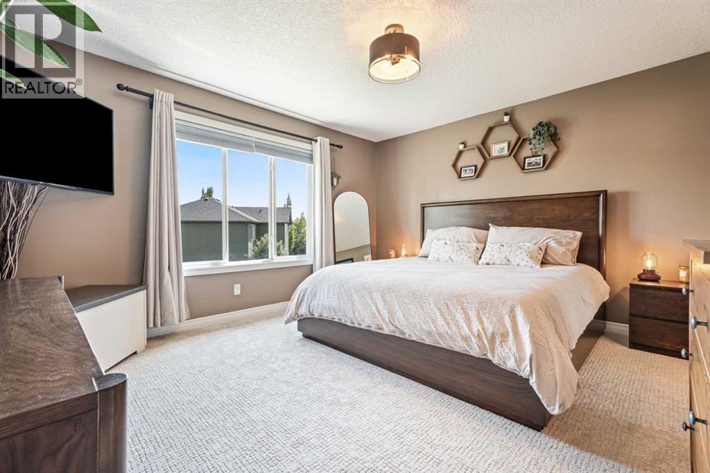 7 Crystal Green Way, Okotoks, Alberta  T1S 2K5 - Photo 19 - A2331506
