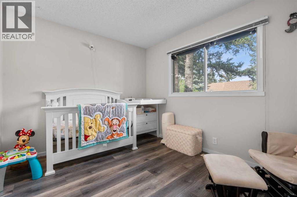 84 Falconridge Place NE, Calgary, Alberta  T3J 1A6 - Photo 11 - A2332340
