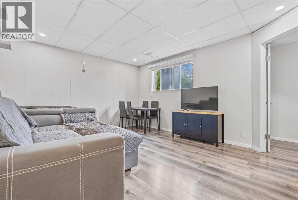 84 Falconridge Place NE, Calgary, Alberta  T3J 1A6 - Photo 20 - A2332340