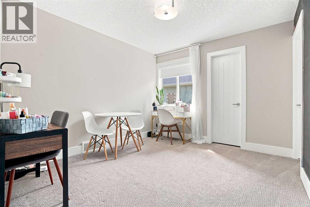 114 Kinniburgh Road, Chestermere, Alberta  T1X 0S5 - Photo 34 - A2333298