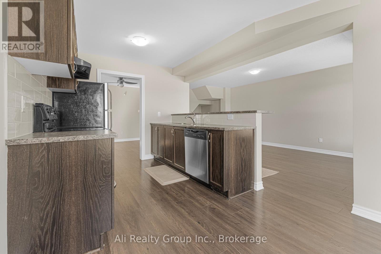 359 Sweetfern Crescent, Ottawa, Ontario  K4A 1A5 - Photo 4 - X13630658