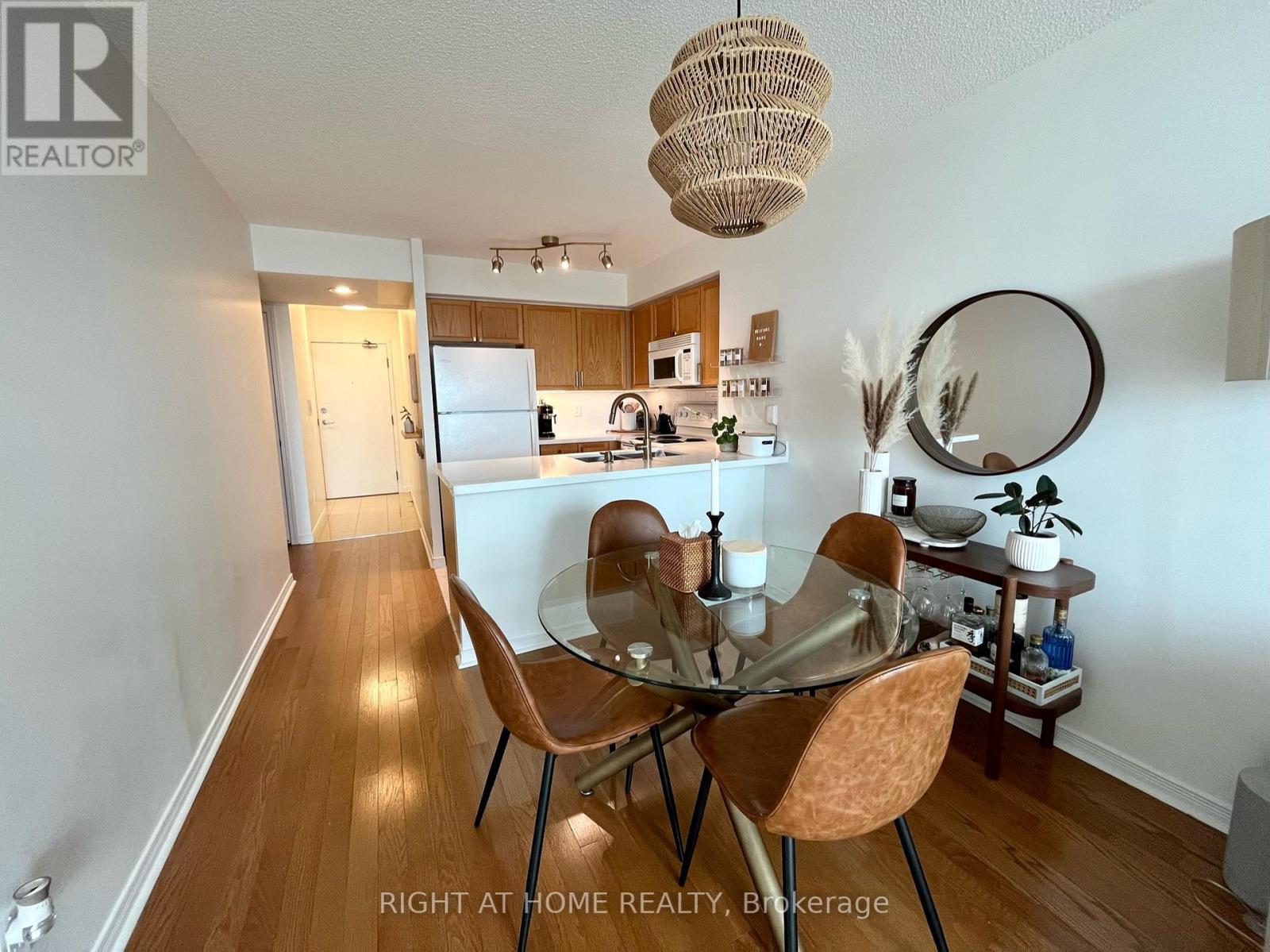 1007 - 28 Harrison Garden Boulevard, Toronto, Ontario  M2N 7B5 - Photo 5 - C13630640