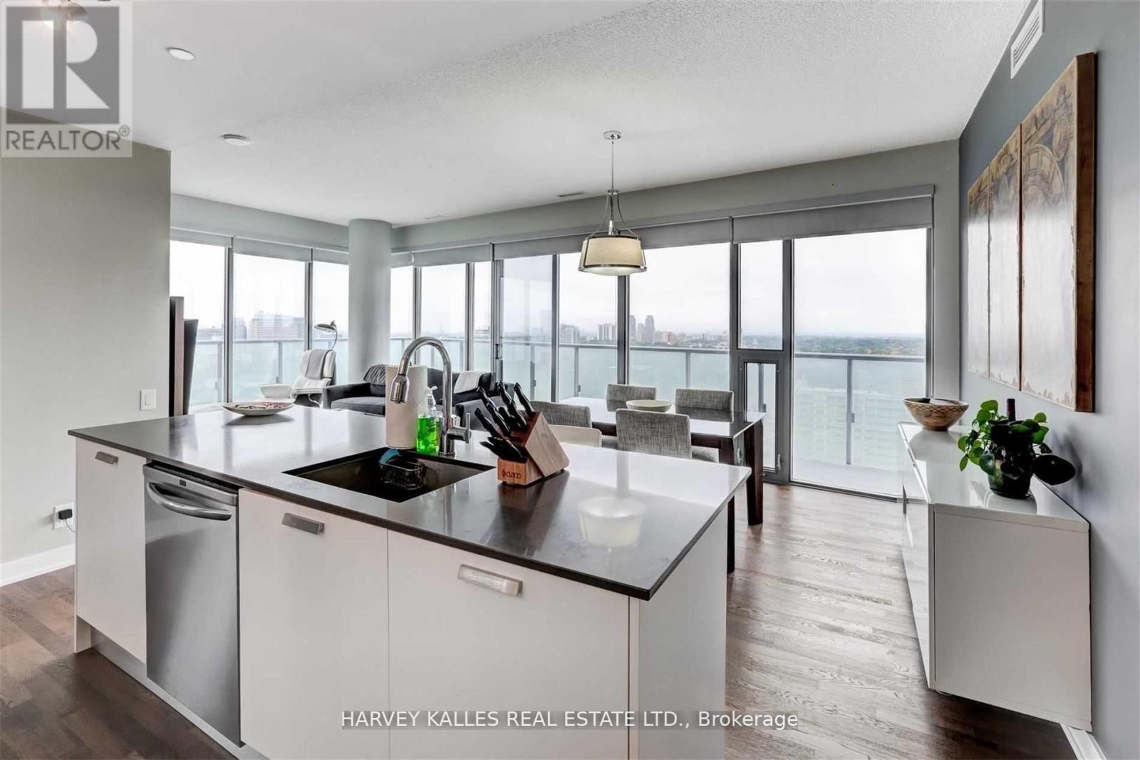2502 - 1815 Yonge Street, Toronto, Ontario  M4T 2A4 - Photo 5 - C13630642