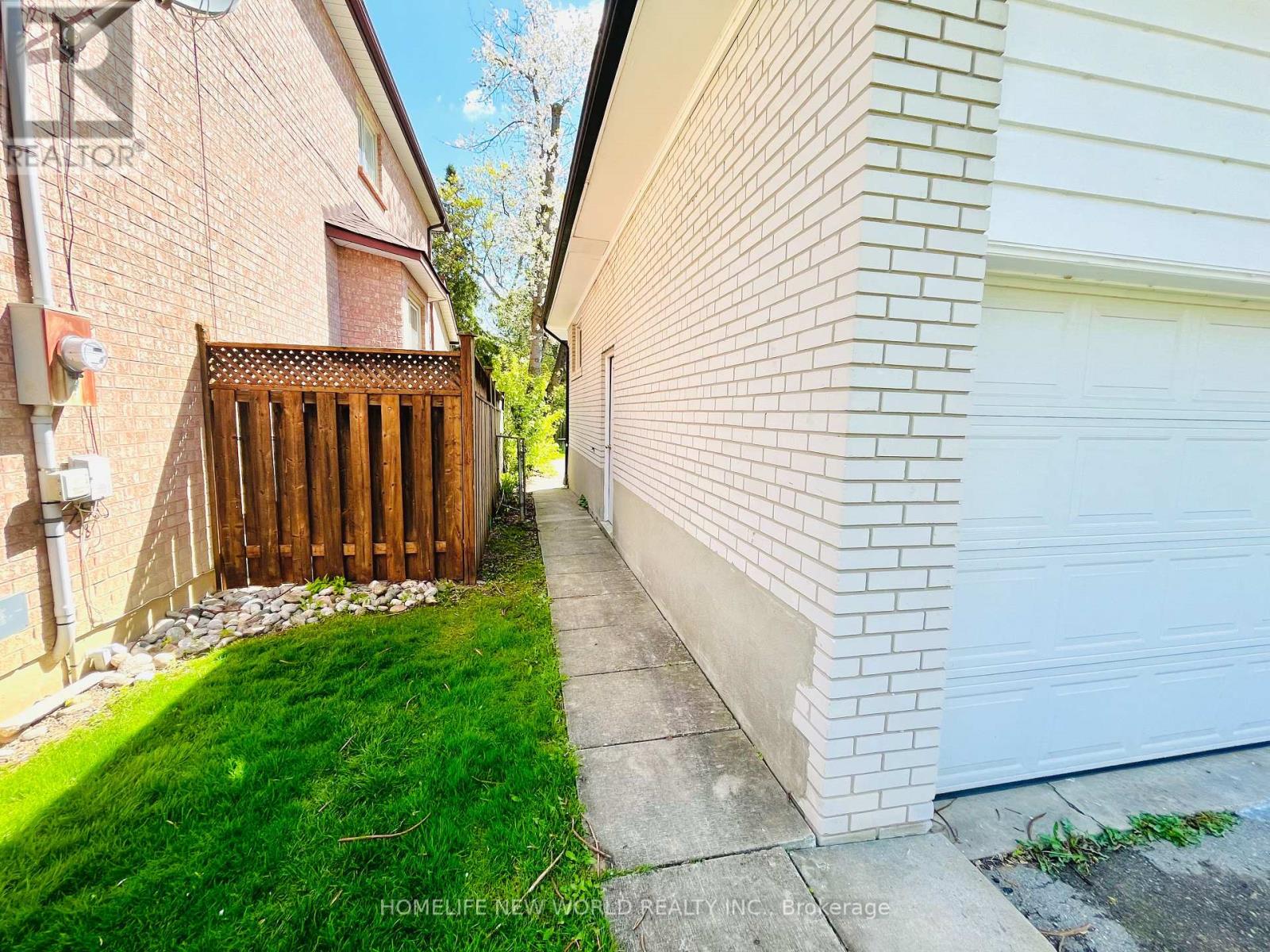 Bsmt - 127 Highgate Avenue, Toronto, Ontario  M2N 5G5 - Photo 3 - C13630656