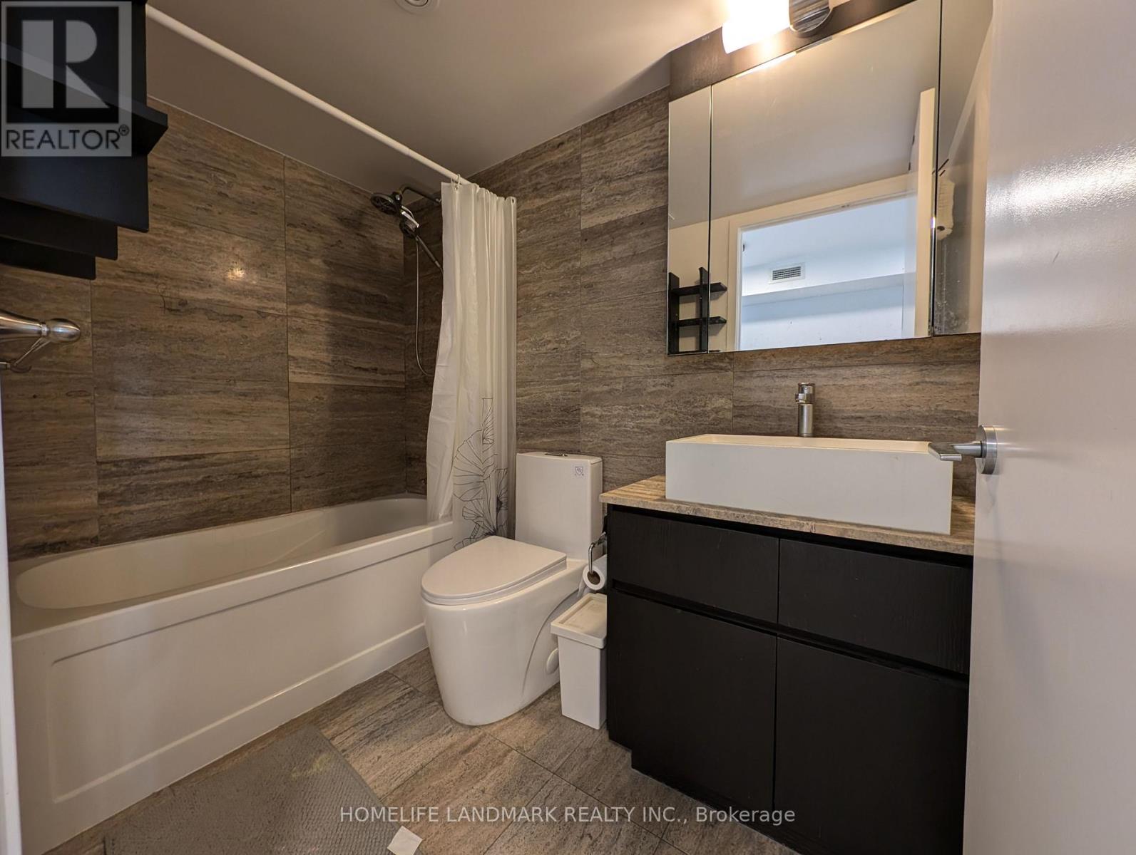 2708 - 15 Iceboat Terrace, Toronto, Ontario  M5V 4A5 - Photo 4 - C13630692
