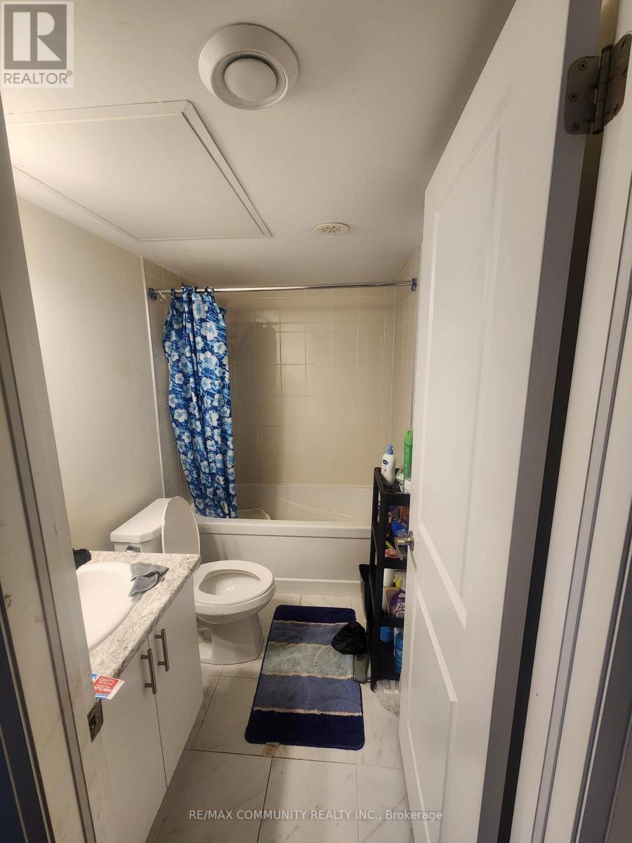 165 Tapscott Road, Toronto, Ontario M1B 0E8 - Photo 6 - E13630674