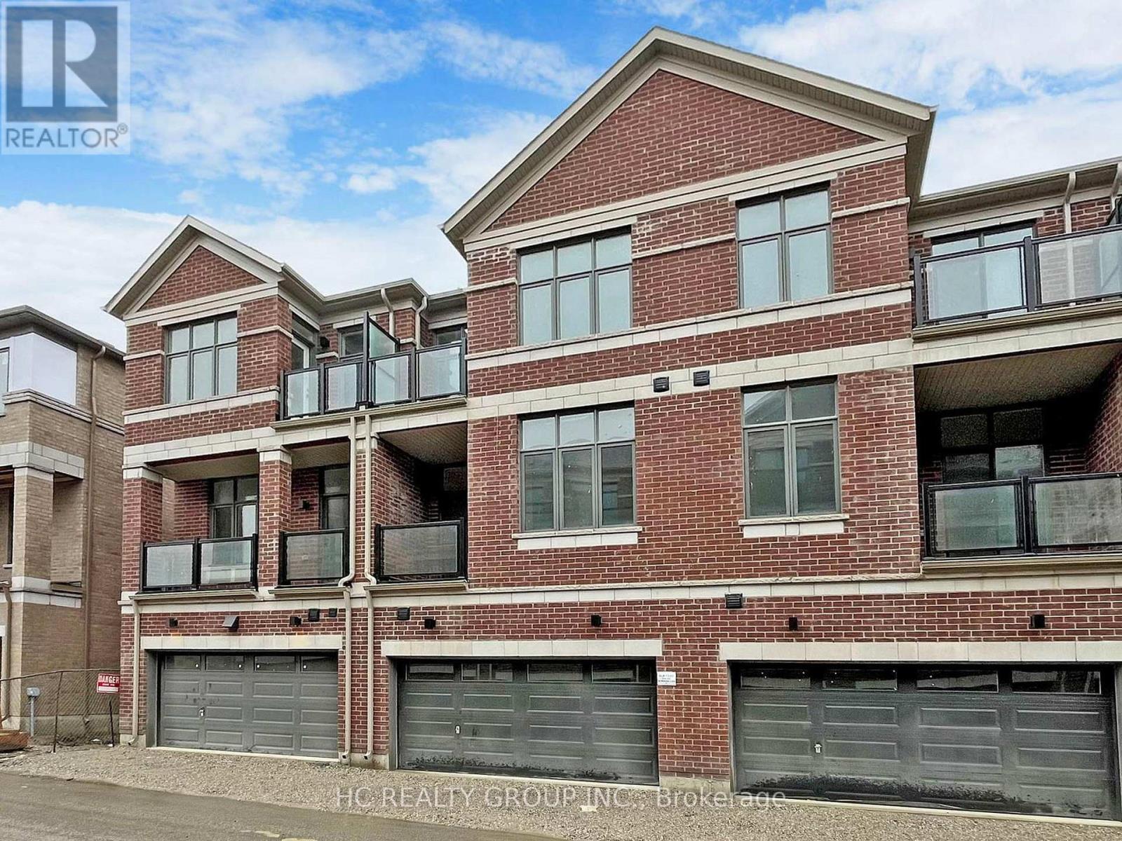 28 MILLMAN LANE, Richmond Hill, Ontario